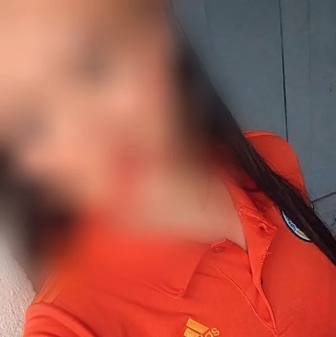 Azzurra, 24 anni
